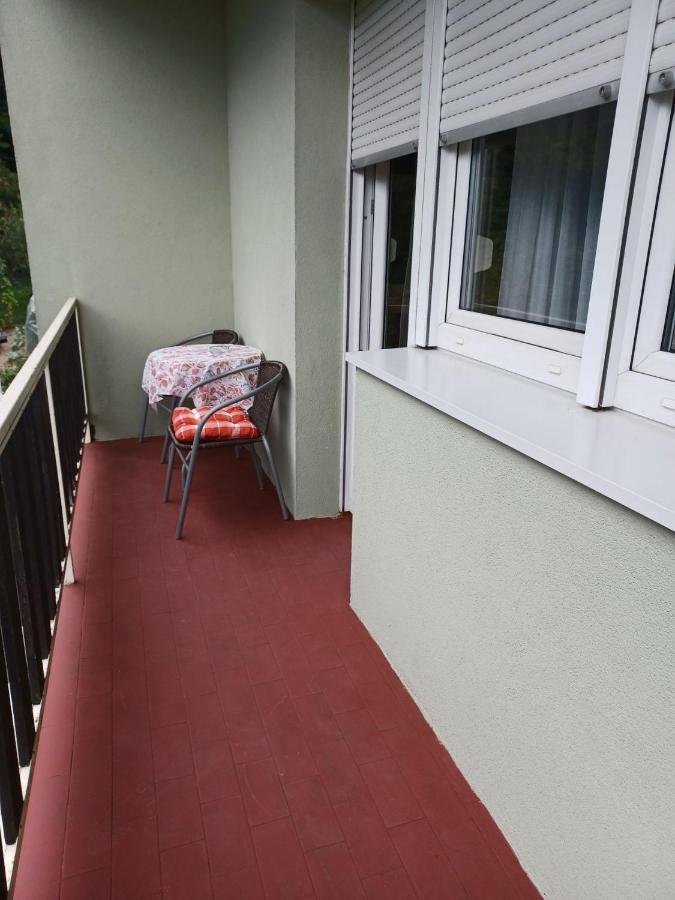 Ferienwohnung Apartmant Sandra - Big Terace And Free Parking Karlovac Exterior foto