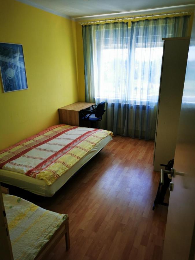 Ferienwohnung Apartmant Sandra - Big Terace And Free Parking Karlovac Exterior foto